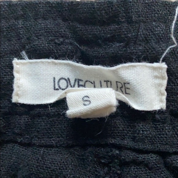 🌵3/$20• Black Shorts with Pockets - Picture 3 of 3